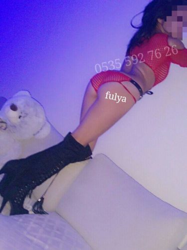 Ataköy Dolgun Göğüslu Escort Yaren